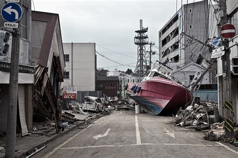 Sự kiện Tōhoku 2011: Cơn địa chấn kinh hoàng và thảm họa hạt nhân Fukushima